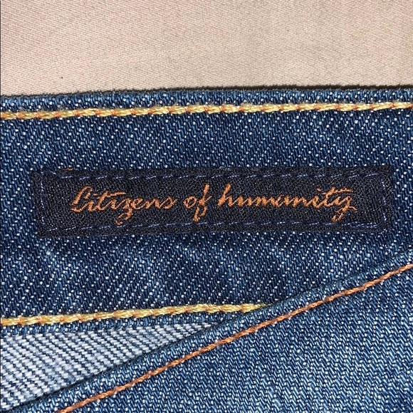 “Citizens of humanity” low waist cropped jeans! - Picture 5 of 8